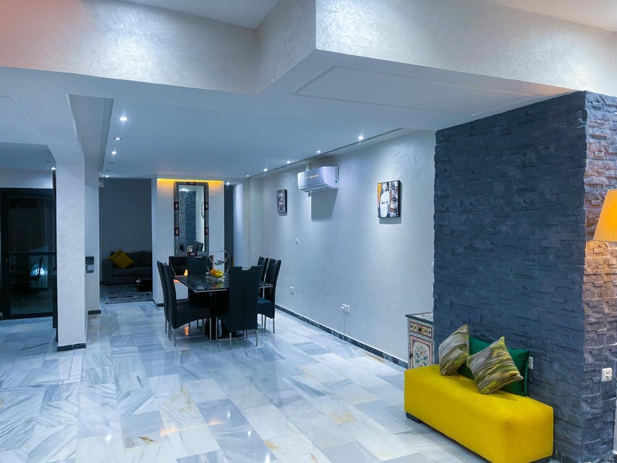 Appartement En Duplex Avec 3 Chambres Haut Standing Gueliz Marrakech Marrákes Kültér fotó
