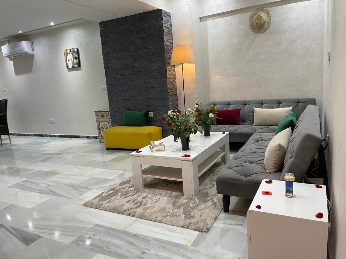Appartement En Duplex Avec 3 Chambres Haut Standing Gueliz Marrakech Marrákes Kültér fotó