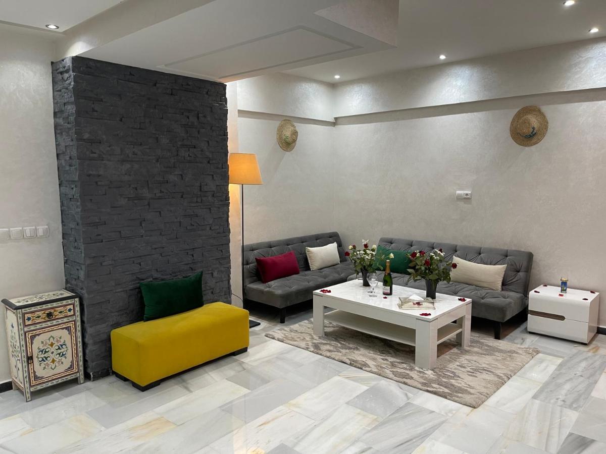 Appartement En Duplex Avec 3 Chambres Haut Standing Gueliz Marrakech Marrákes Kültér fotó
