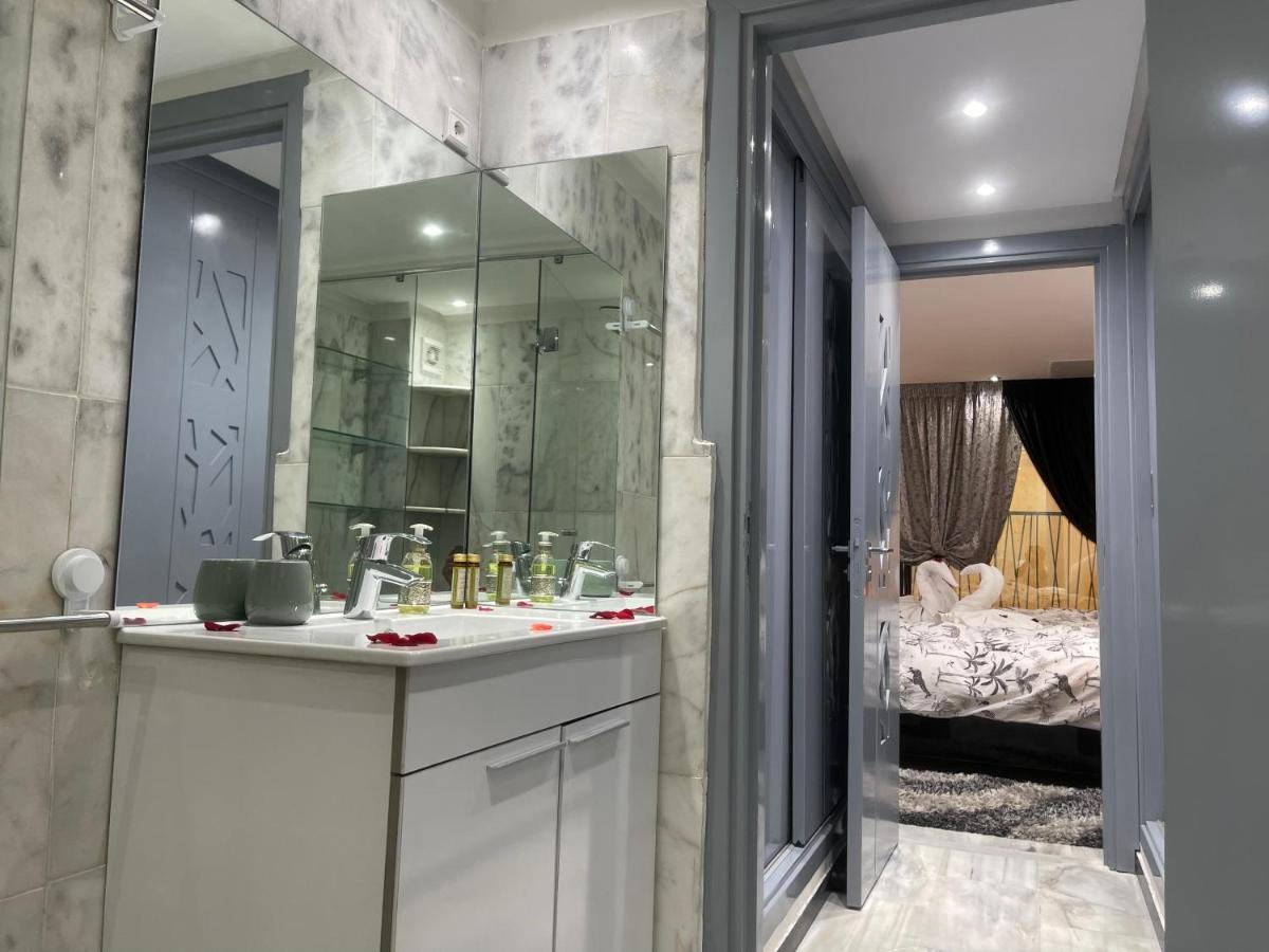 Appartement En Duplex Avec 3 Chambres Haut Standing Gueliz Marrakech Marrákes Kültér fotó