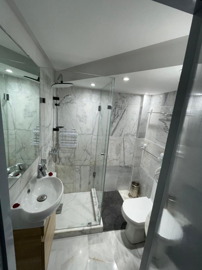 Appartement En Duplex Avec 3 Chambres Haut Standing Gueliz Marrakech Marrákes Kültér fotó